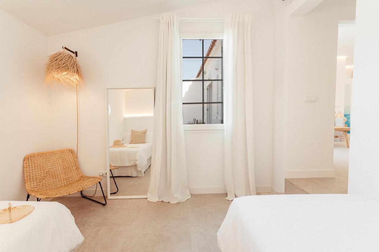Apartamento Las Golondrinas Arenal - Adults Only アレナル・デン・カステル エクステリア 写真